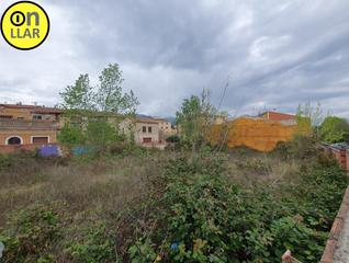 Terreny residencial  Sant ponç. Terreno urbano en sant celoni de 1024 m2 edificables para 35 viv