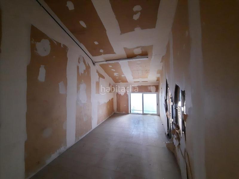 Foto b336f0aa-f873-4d0a-910c-75eab6a60f55. Local comercial porxada local comercial 1a planta en Granollers
