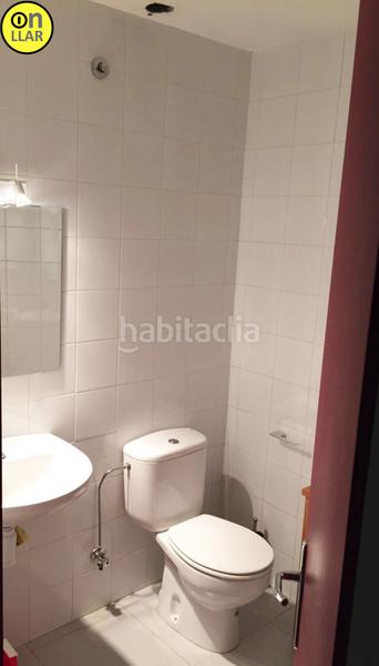 Foto 7f2ac556-f7ea-4fd9-8ea5-fe0719c3e382. Local commercial dans Montserrat - El Passeig Garriga (La)