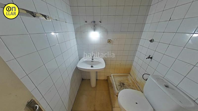 Foto 623c43ce-9af4-4781-8627-27848e61c204. Locale commerciale in Montornès del Vallès