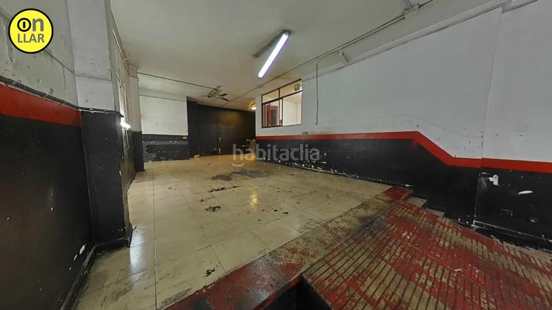 Foto e0b62aad-ed61-4996-b020-182db053af0c. Locale commerciale in Montornès del Vallès