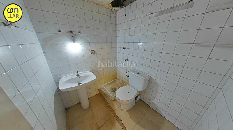 Foto ffa416a9-2cdb-4239-af67-a42997b349e0. Locale commerciale in Montornès del Vallès