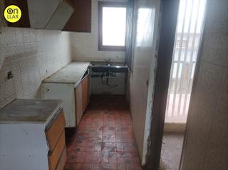 Pis  Calle sant joan. Oportunidad piso dúplex 3 hab, 1 baño, balcón con vistas a la mo