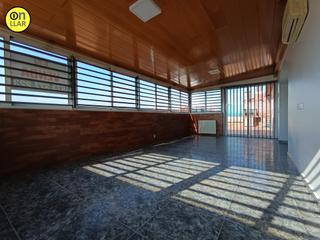 Appartement  Carrer gallecs. Ático, 5 sin ascensor, 3 hab, gran terraza, barbacoa