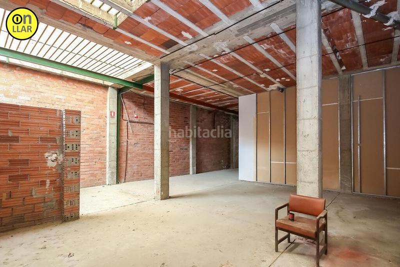 Foto 7aa90ea6-404c-4a5e-befd-f81bb86b7824. Local commercial dans Font Verda Granollers