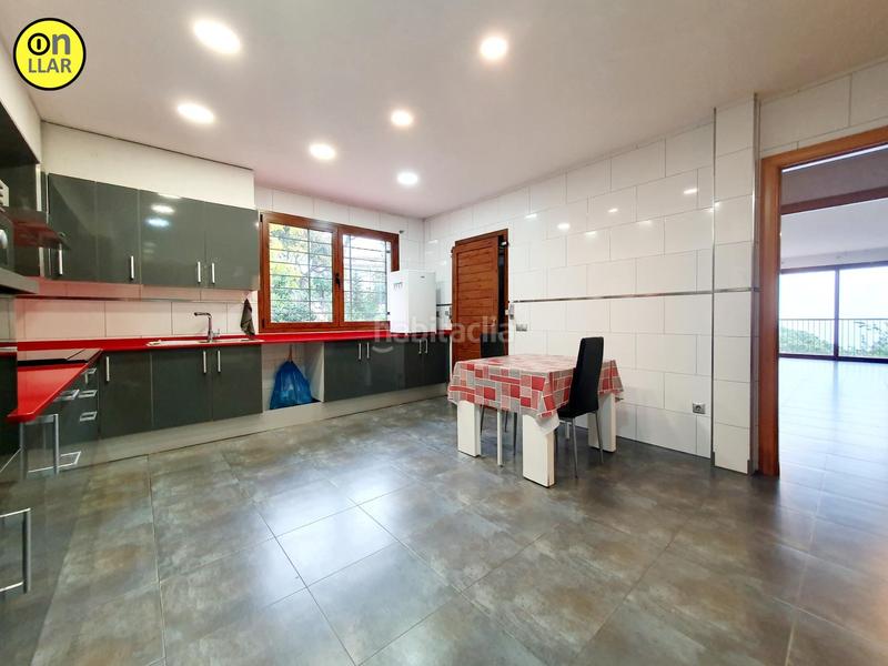 Foto 1ee2e955-4b66-4911-a6f4-23ee9b9caa69. Casa con parcheggio in Urbanitzacions Mataró