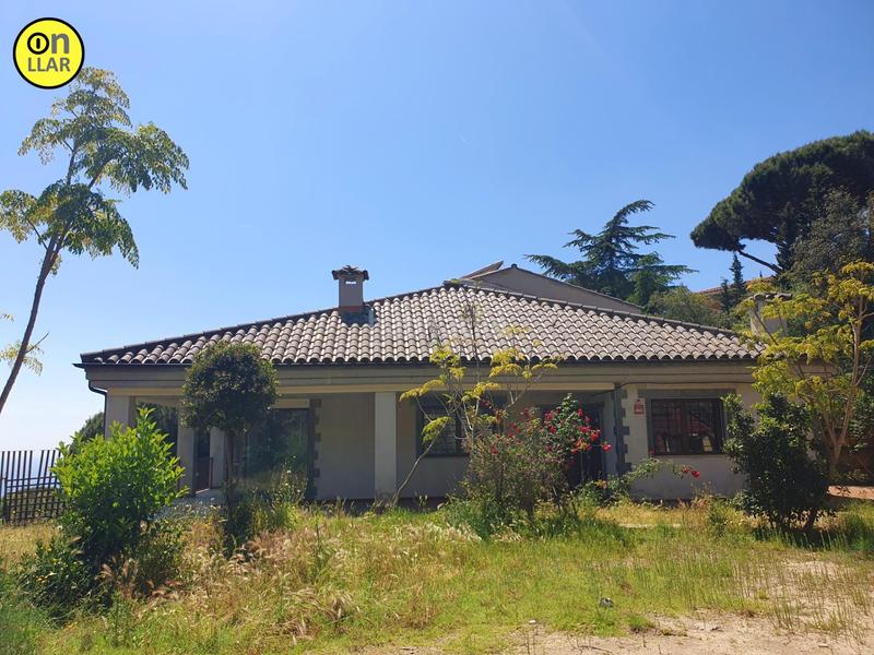 Foto a814445f-6cb6-47a1-979b-cd1127dd9501. Casa con parcheggio in Urbanitzacions Mataró