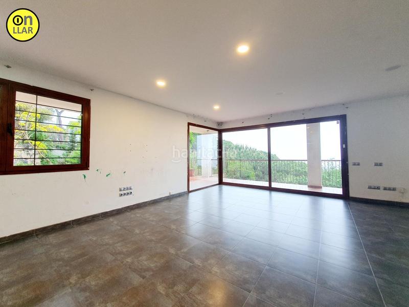 Foto b59a9b37-1480-4cc4-8e2f-f6012674c958. Casa con parcheggio in Urbanitzacions Mataró