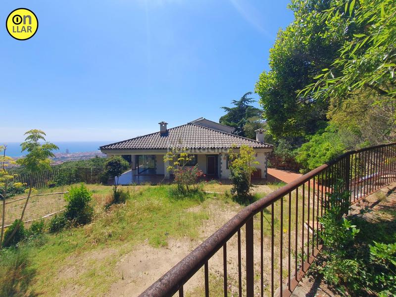 Foto ce9a0cb9-dc2f-40f3-904c-822b8228b1c8. Casa con parcheggio in Urbanitzacions Mataró