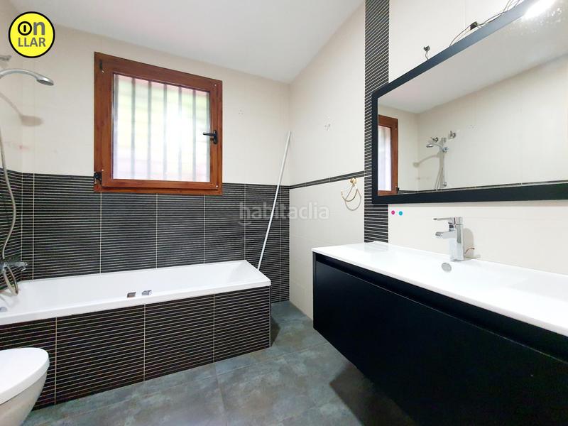 Foto e8f363a0-dcd2-4dad-8f4e-2687d60747bf. Casa con parcheggio in Urbanitzacions Mataró