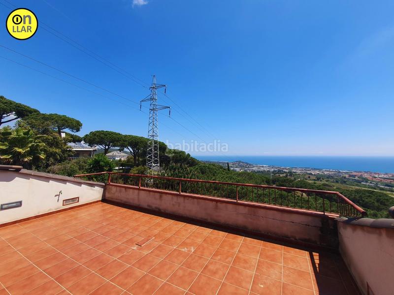 Foto ebcea7e8-8ccb-4047-8e7c-cce2fe7f920a. Casa con parcheggio in Urbanitzacions Mataró