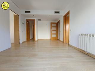 Pis a Sant Fost de Campsentelles. Oportunidad planta baja, 4 hab, 2 baños, 1 pk, 1 trast, gran ter