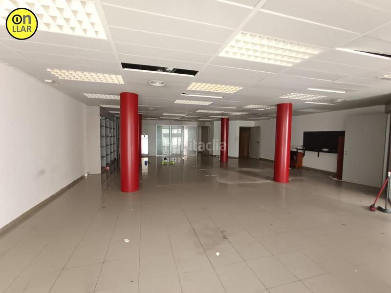 Foto 05bbd2e4-37f0-4cb2-84cf-e960eb9dfd1c. Locale commerciale in Joan Prim Granollers