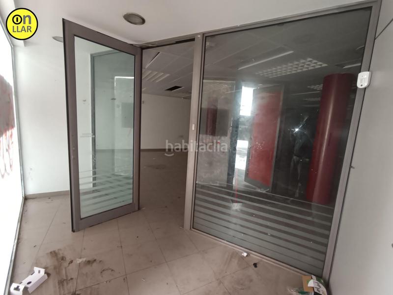 Foto 2366ce27-bf6e-4466-b41f-b52eb330cd00. Locale commerciale in Joan Prim Granollers