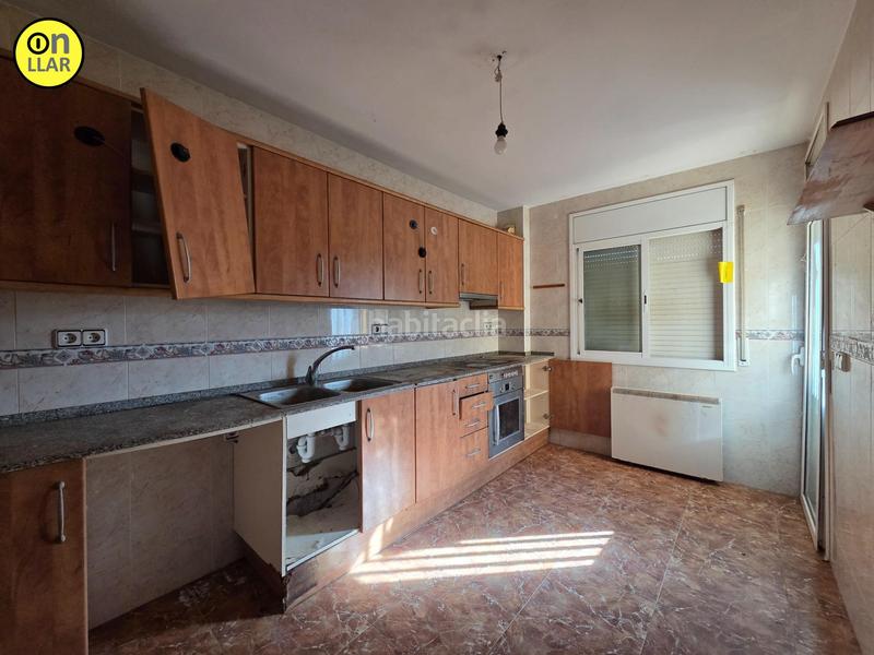 Foto 9ddfe725-5bd4-46a6-89a3-adade2111435. Haus mit parking in Puigdàlber