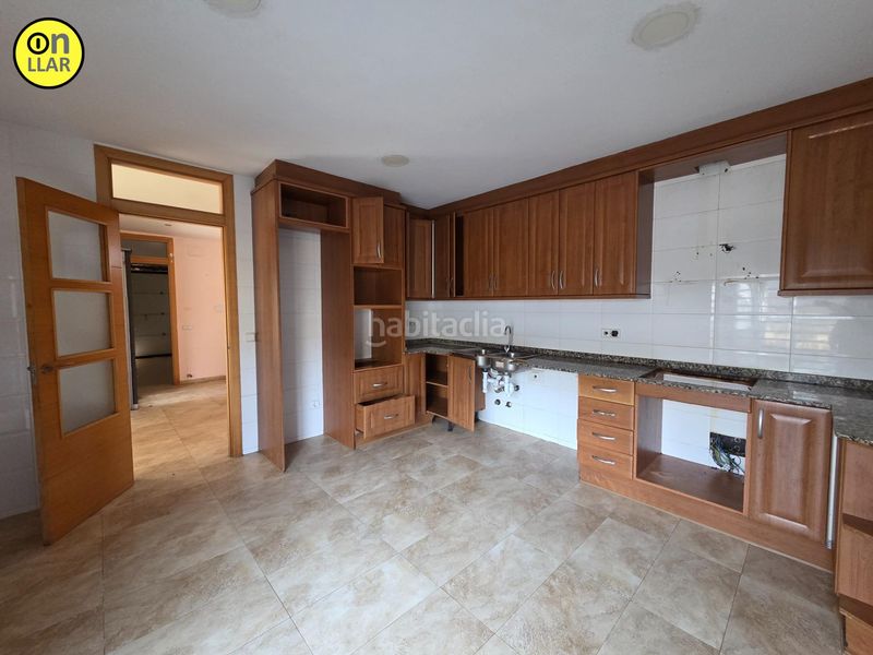 Foto a7607db4-c5b2-4273-9b37-fb07c100e3b5. Casa amb aparcament a La Goba Vidreres