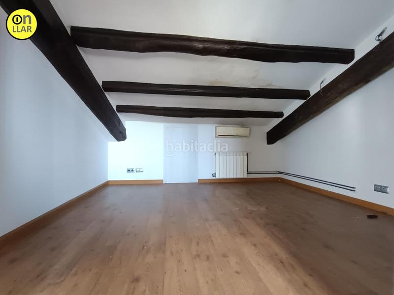 Foto 47cb6c2e-c97d-43b5-b9b0-f3e18ff649ec. Piso amplio y luminoso piso carretera cardona en Manresa