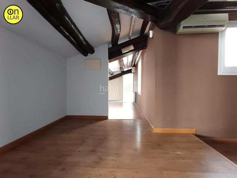 Foto 5a8770fd-714b-4d4b-b26e-6aecdecdfe1a. Piso amplio y luminoso piso carretera cardona en Manresa