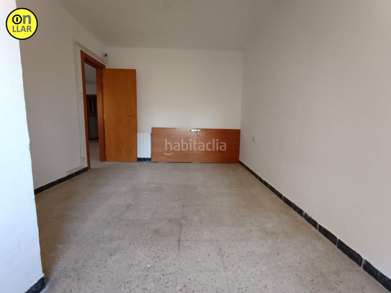 Foto 3ce72148-0430-44eb-a542-47e0615c2640. Pis a Montmeló