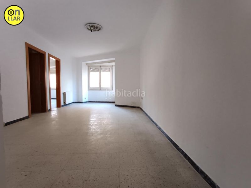 Foto 5c78ffd6-d977-4c70-8c7b-9f3261d46cf9. Pis a Montmeló