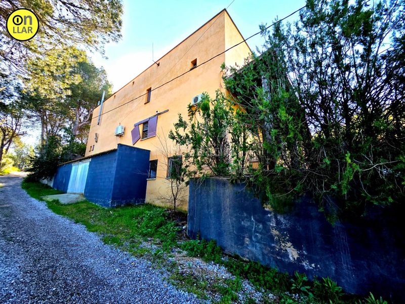 Foto 21fb9841-859c-451e-9121-b7efe5b65b67. Casa amb aparcament piscina a Navarcles