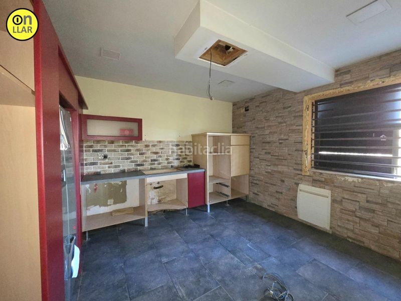 Foto 709cf3ad-5906-4185-81f1-2895e8d4b24f. Casa amb aparcament piscina a Navarcles