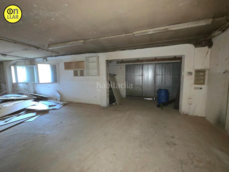 Foto c19e65af-6373-476d-b058-41a34c013eb7. Casa amb aparcament piscina a Navarcles