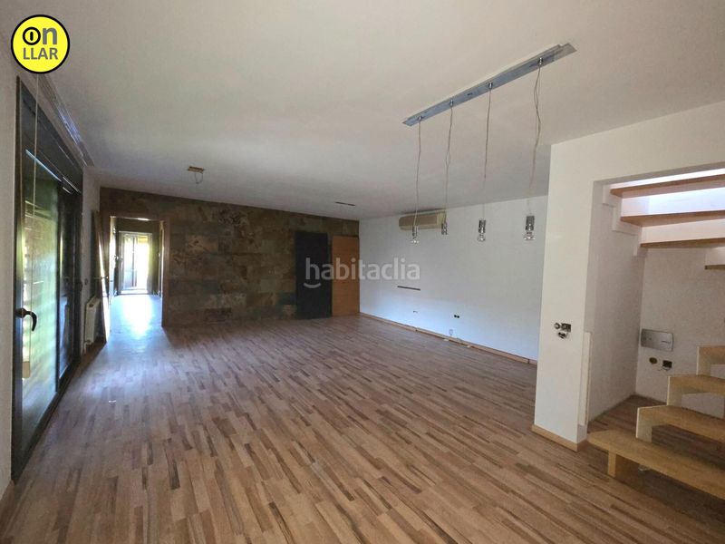 Foto ee9761b6-0c19-4b92-bcd1-8e0837402119. Casa amb aparcament piscina a Navarcles