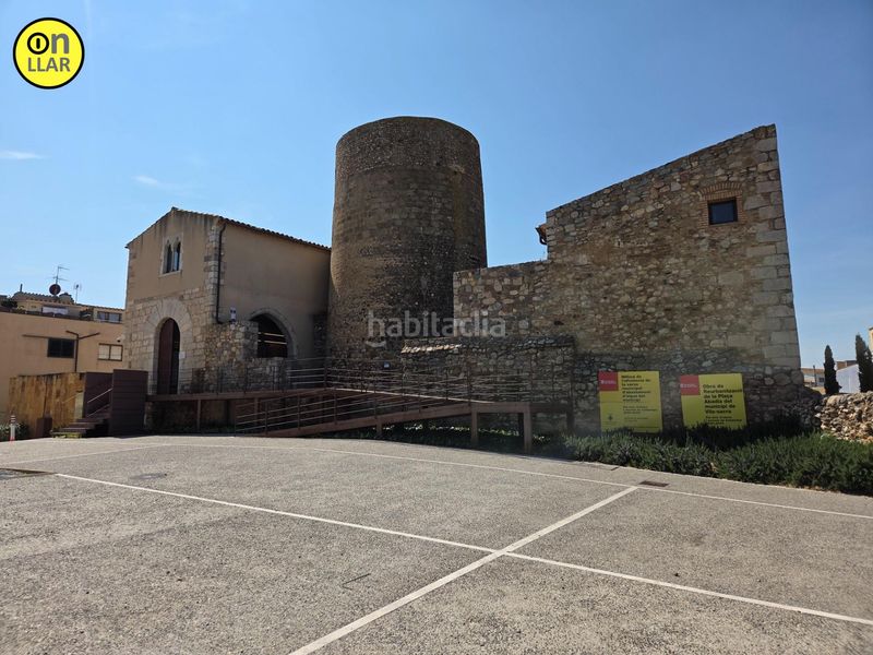 Foto c47de907-1e48-4248-99ef-bfc54f675088. Casa amb aparcament a Vila-sacra
