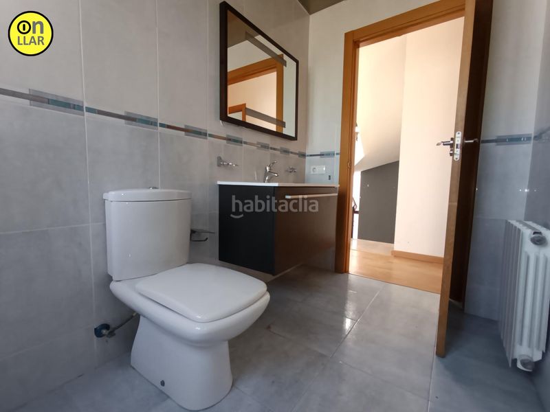 Foto 0c7c8494-7469-4bee-a224-84e7fe2f0547. Casa amb calefacció aparcament a Montmeló