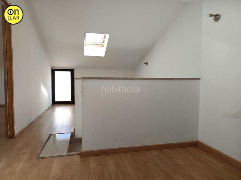 Foto 53fbb530-34ae-4bbe-bf1a-5cc8e73641e5. Casa amb calefacció aparcament a Montmeló