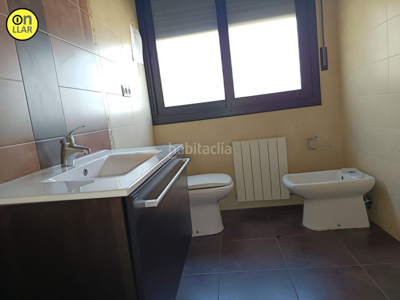 Foto f26710d6-d6d2-4f09-aa27-9ccf48c29ecf. Casa amb calefacció aparcament a Montmeló