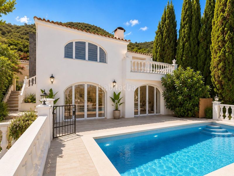 Foto 53853207-2092-49e7-bb7a-b49ae045bd4d. Casa amb aparcament piscina a Cau del Llop - Super Fener - Fener Llançà