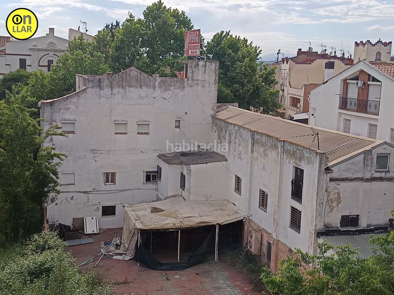 Foto 6fe0f768-b6ef-4f68-8f30-2547bb840ac3. Edificio in Montmeló