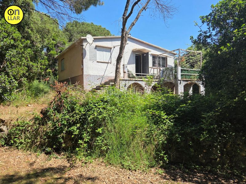 Foto e99e36dd-da61-4db9-b72e-c89e92ea92b5. Casa amb aparcament a Campins