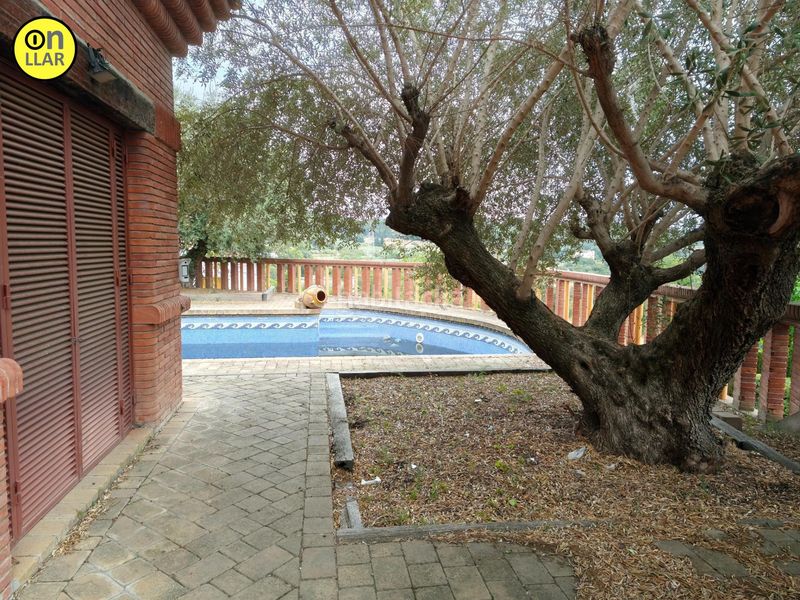 Foto 64d84cc2-1676-4c70-aa99-0c6f1e74ecca. House with parking pool in Caldes de Montbui
