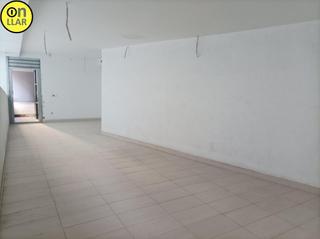 Business premise in Carrer josep carner 19. Ideal para tu negocio