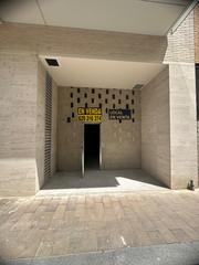 Location Local commercial à Carrer de josep galtés 11. Local nuevo en igualada 81 m2 alto: 3,80 m