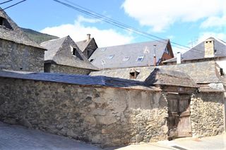 Bauernhof in Vielha. Casa de pueblo en venta en vielha