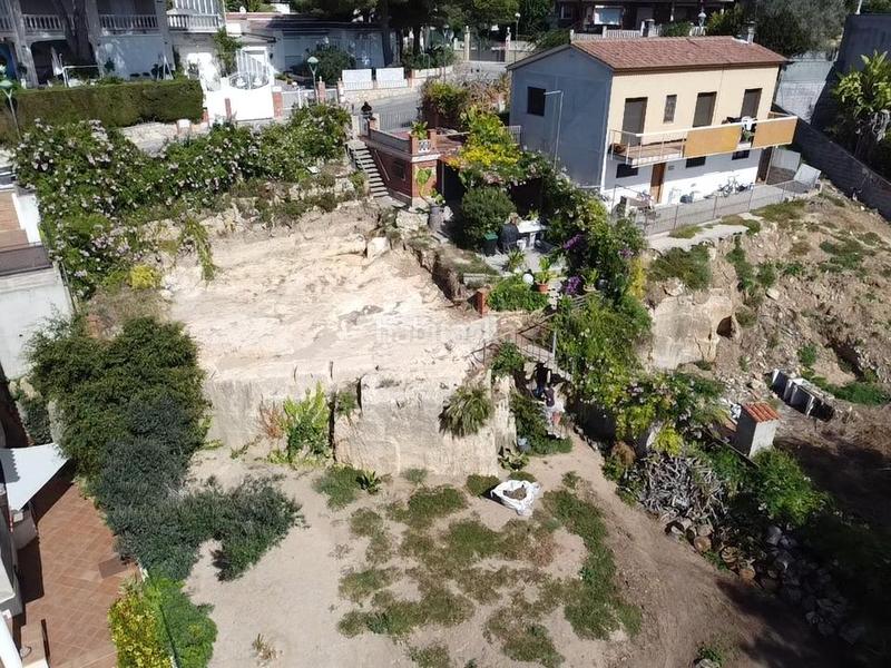 Foto aad55fd2-80be-4f28-b5ff-5492622602f7. Wohngrundstück in La Mora Tarragona