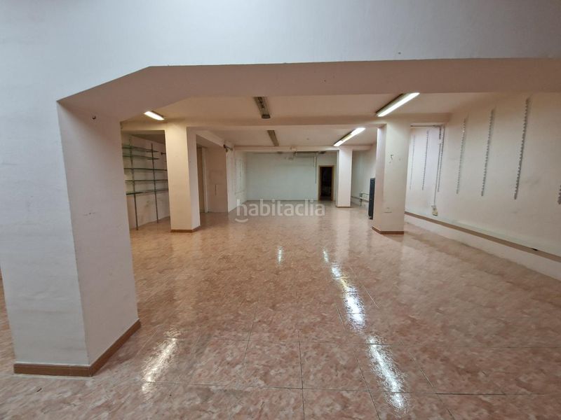 Foto 533f2576-a2e7-494b-ba2e-f0615253c5d0. Local comercial a Eixample Tarragona