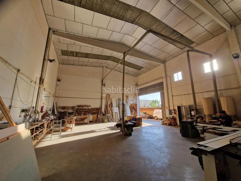 Foto a6bc7887-3c68-415f-b758-3a356233b78f. Fabrikhalle in Torreforta Tarragona