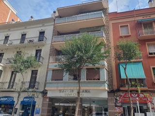 Building  Avinguda de prat de la riba. Edificio en prat de la riba