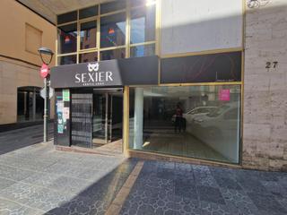 Lloguer Local Comercial  Carrer de la unió. Local a pie de calle cerca de rambla novamercado