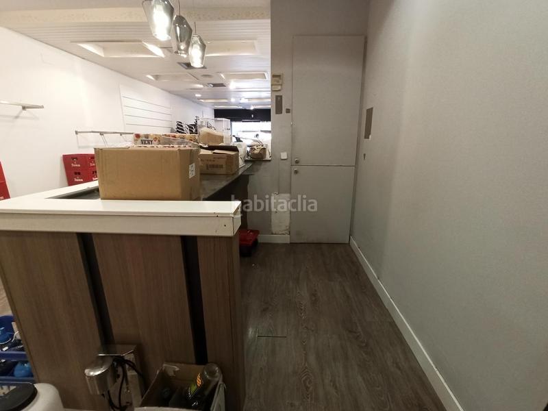 Foto 38e783db-6025-4f75-a895-1c2b1fef91e8. Traspaso local comercial en nova 40 traspaso de local en rambla nova 40 en Tarragona