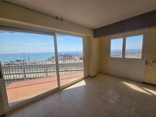 Etagenwohnung  Del general contreras. Piso de 3 habitaciones con magníficas vistas al mar