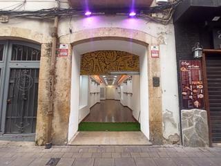 Lloguer Local Comercial  Carrer d'august. Local comercial en calle august 18