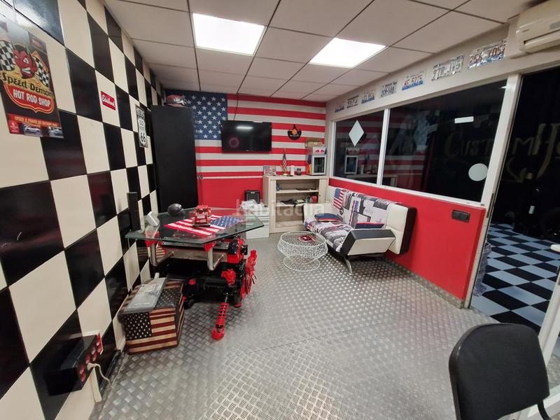 Foto f38984cd-231b-4f9a-b437-8a41efcff8ed. Industrial building in Torreforta Tarragona