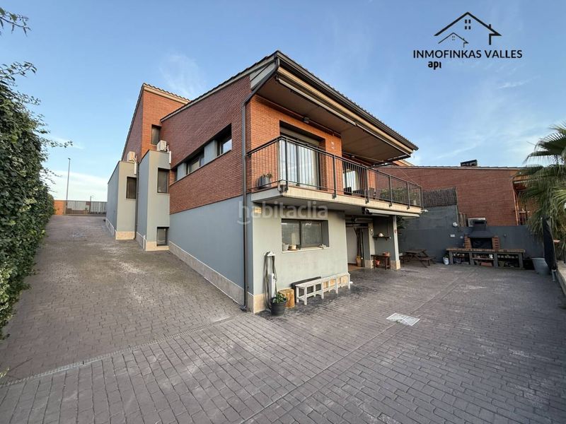Foto aa78b3c7-4953-428b-ab1d-6e7e77b17742. Casa amb calefacció aparcament piscina a Caldes de Montbui