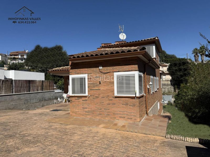 Foto 04c8cf0c-ea8c-49e8-a5f3-f684ca826e22. Casa amb calefacció aparcament piscina a Lliçà de Vall
